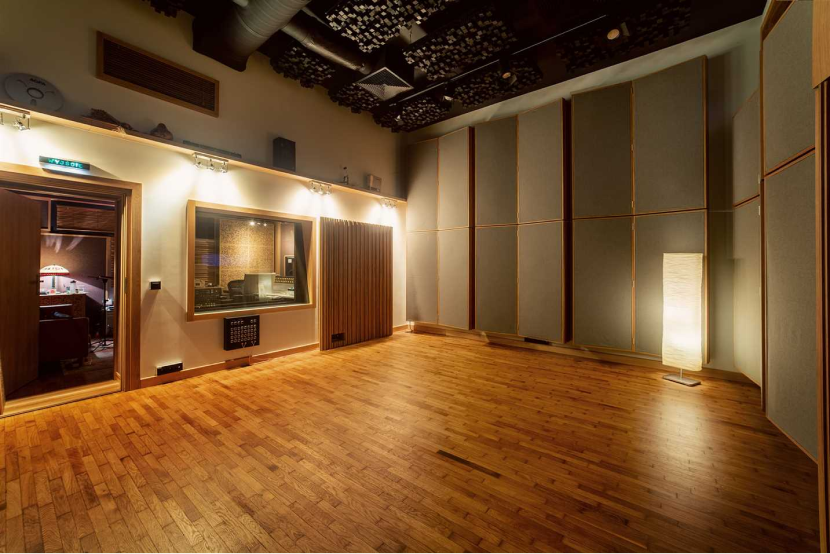 Live room — full wood paneling